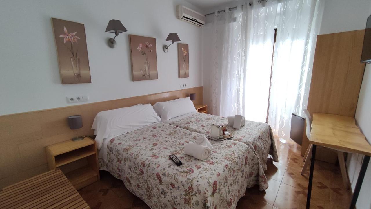 Hostal Aliste Madrid Exterior photo